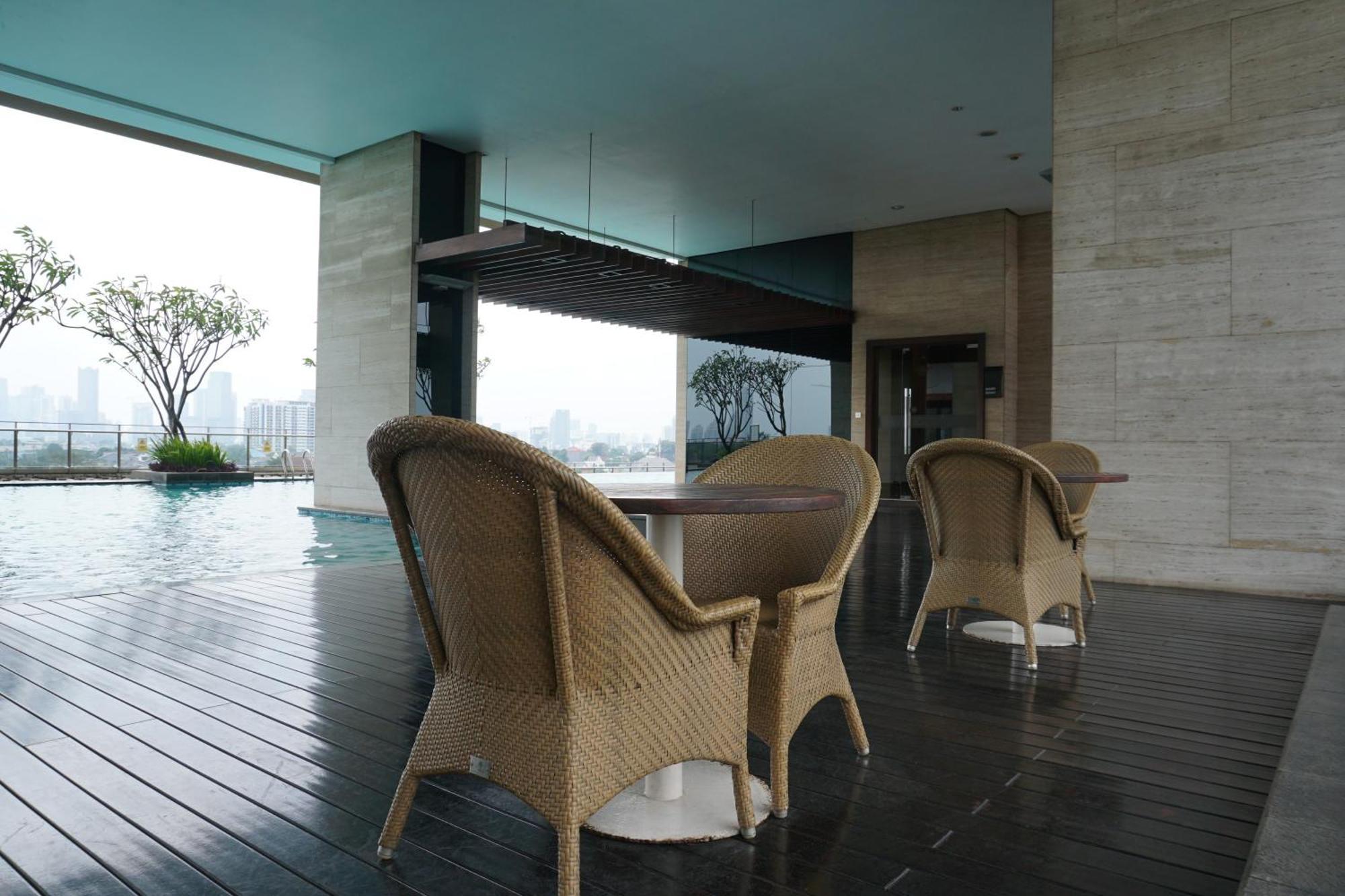Exclusive And Comfy Kemang Mansion By Travelio *